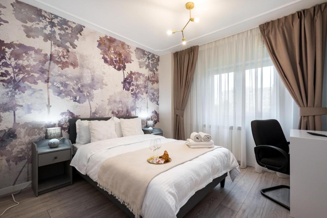 Felicity Apartment By The Park Bukarest Kültér fotó